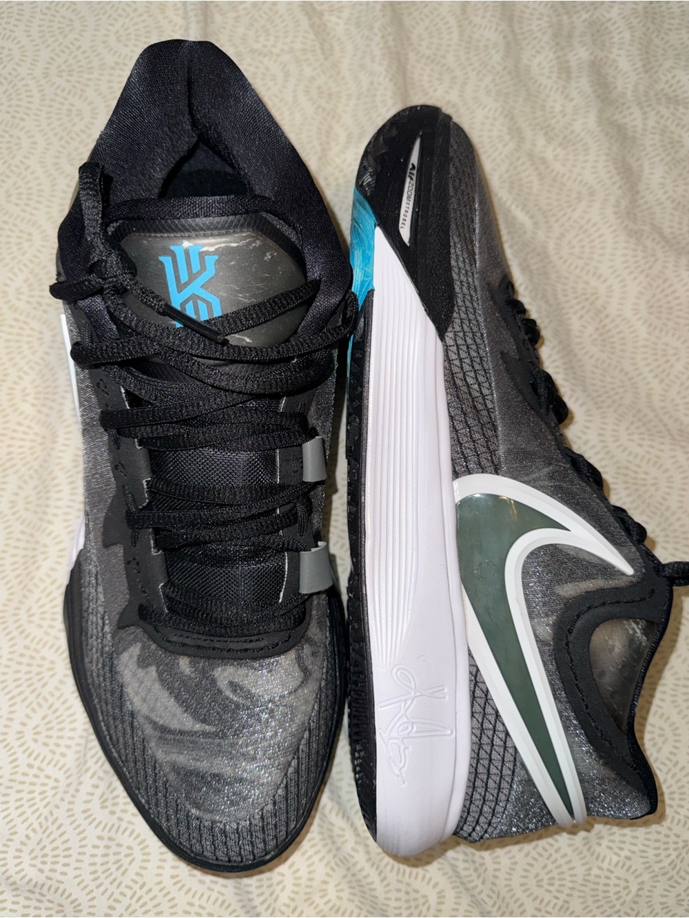 Nike Men's Black Gray Sneakers with Teal Logo